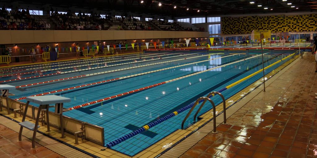 piscina escuela nacional de policía de Ávila
